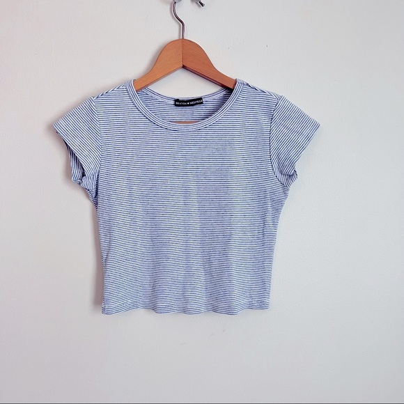 Brandy Melville Tops - Brandy Melville cap sleeve striped crop top
